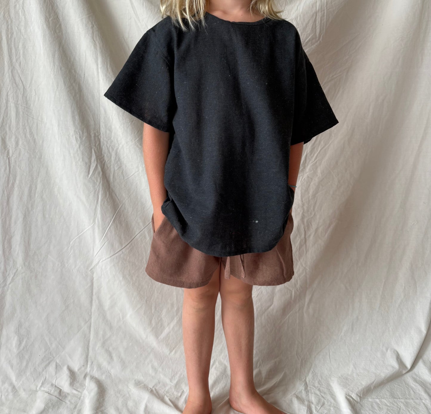 RIVER TEE - BLACK