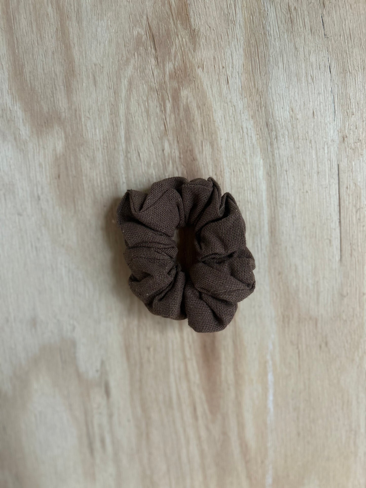 SMALL SCRUNCHIE