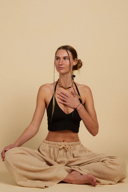 HONEY HALTER TOP - BLACK
