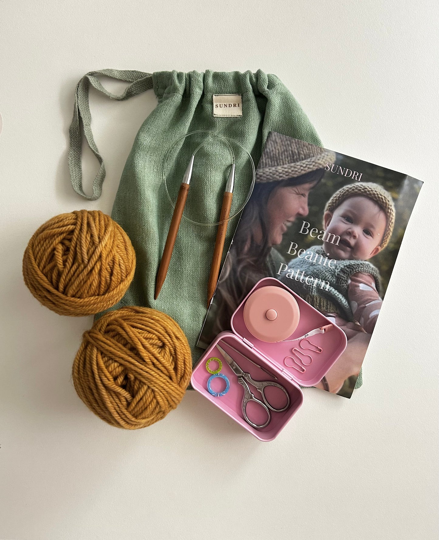 Knit Your First Beam Beanie Beginner Course + Kit