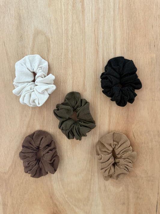 SMALL SCRUNCHIE