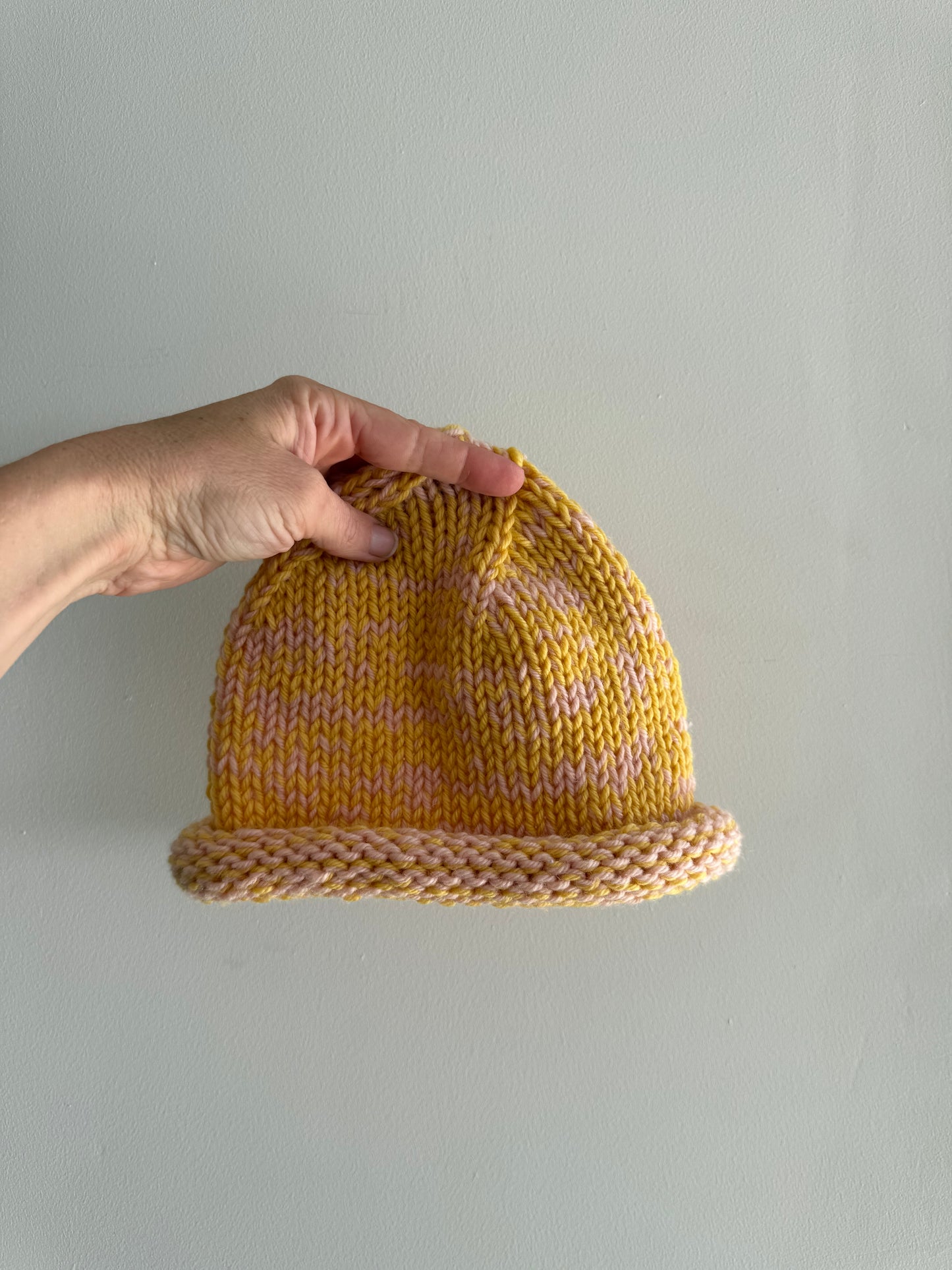 Beam Beanie - Goldenrose (size 8-11)