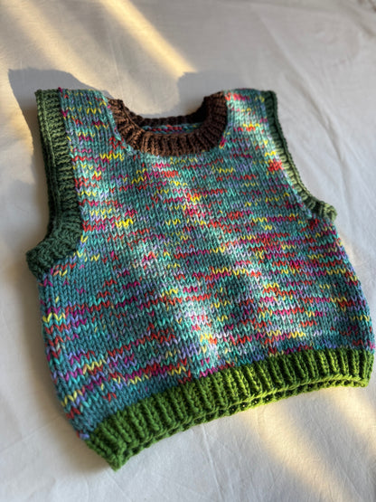 Embrace Vest - Rainbow Roots (size 6-7)