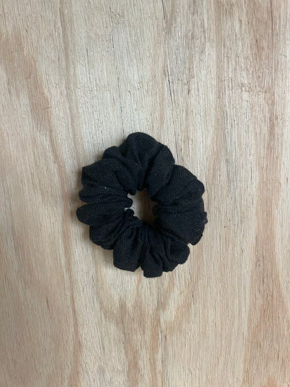 SMALL SCRUNCHIE