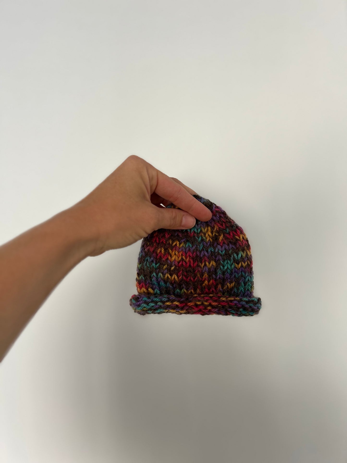 Beam Beanie - Earthy Rainbows (size 0-3months)