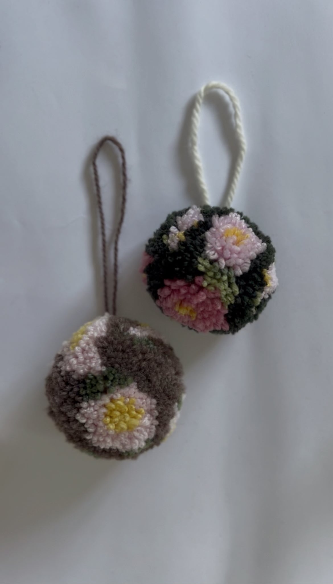 Floral Pom Pom - Free Guide