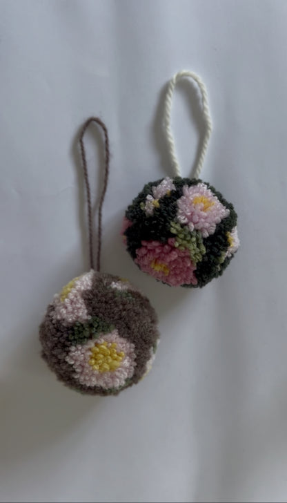 Floral Pom Pom - Free Guide