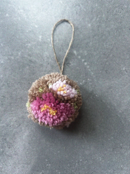 Floral Pom Pom - Free Guide